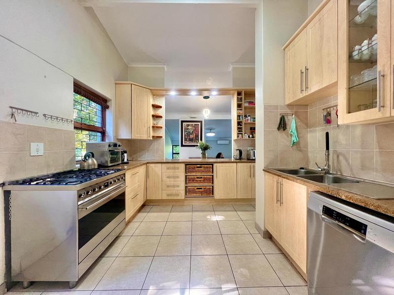 4 Bedroom Property for Sale in Helgarda Estate Western Cape